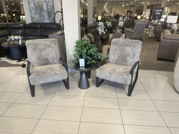 Accent Chairs